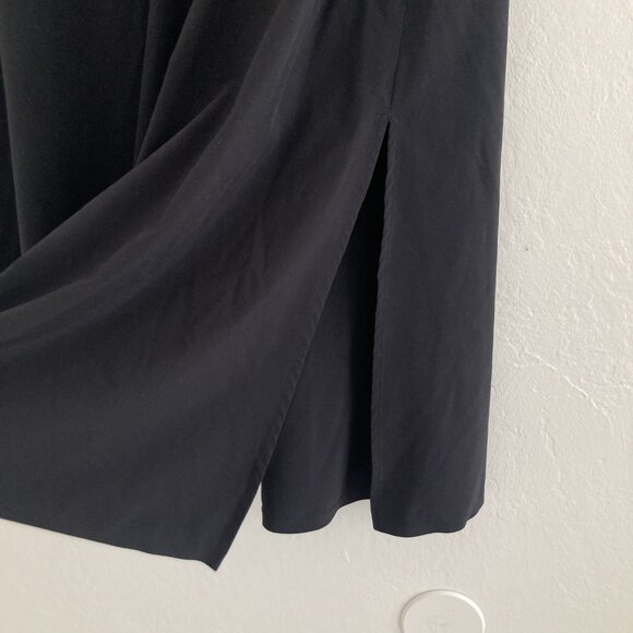 Athleta Savannah Skirt Black Midi Travel Walking Exercise Minimalist Size Large - Picture 6 of 11